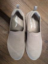 נעלי Skechers
