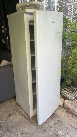 מקפיא Haier לבן