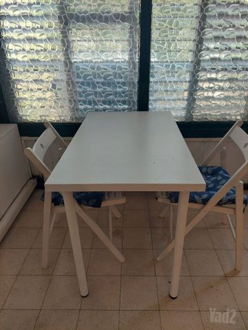 שולחן אוכל IKEA SANDSBERG