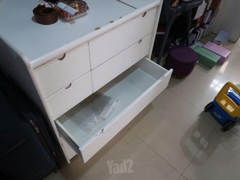 שידת החתלה
