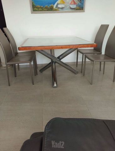 שולחן זוכיכת
