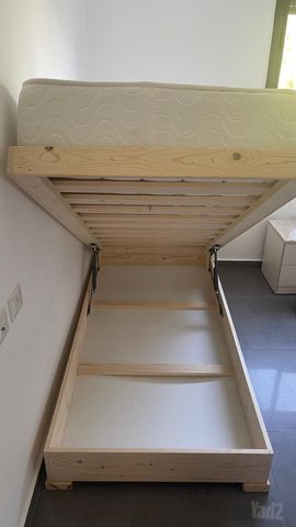Bed + Mattress | מיטה + מזרן