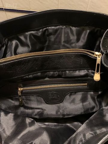 תיק יד Burberry Manor
