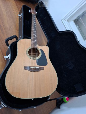 גיטרה Takamine P1DC