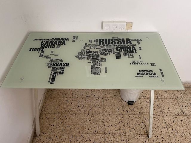 שולחן