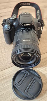 Canon 600D ועדשת EF-S 18–135