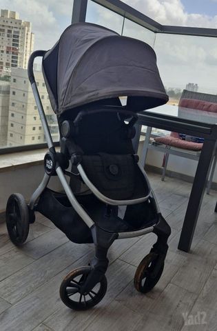 עגלת ילדים Baby Jogger