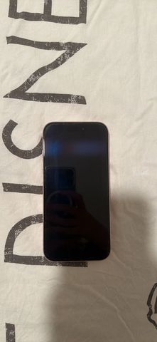 אייפון 15 ורוד 128GB