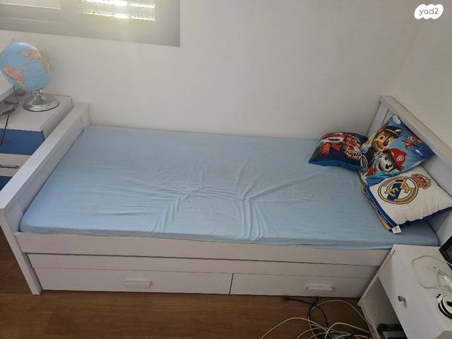 מיטת חבר