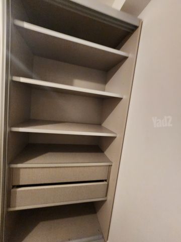 ארון הזזה