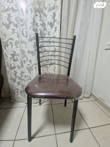 כסאות