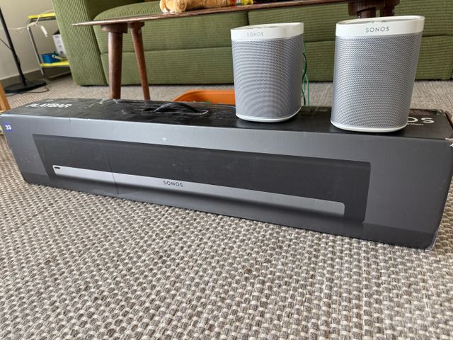 SONOS Play 1 + Playbar