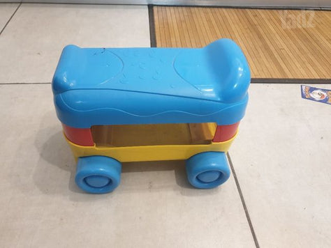 מכונית לילדים