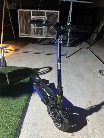 קורקינט פייטר 11