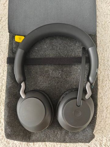 אוזניות Jabra evolve2 65