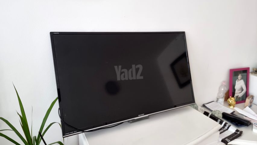 טלוויזיה Sharp aquos