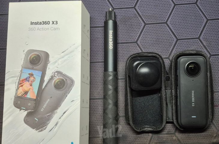 INSTA360 X3