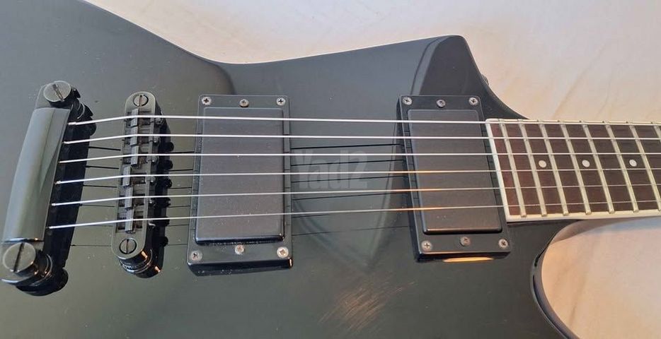 ESP LTD EX-200 Black