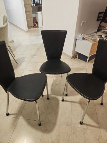 כסאות עור