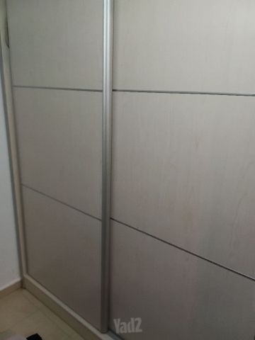 ארון הזזה