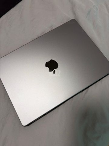 MacBook Pro 14 Apple M3