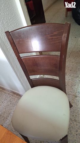 שולחן