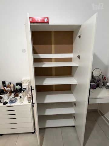 ארון קטן