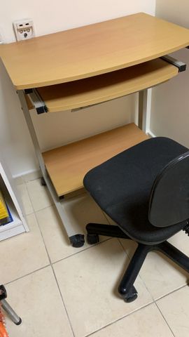 שולחן מחשב