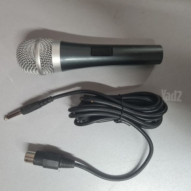 מיקרופון מקצועי כולל כבל