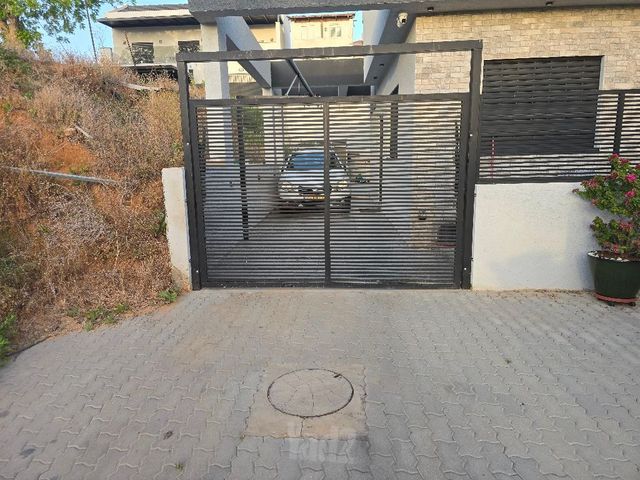 שער חשמלי