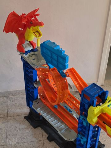 Hot Wheels Ultimate Garage