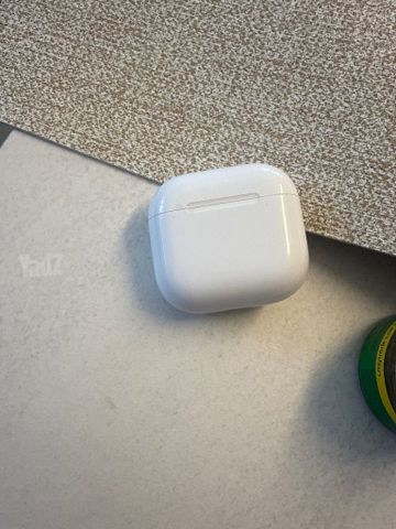 Airpods 4