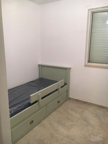 מיטת נוער