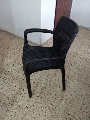 6 כיסאות
