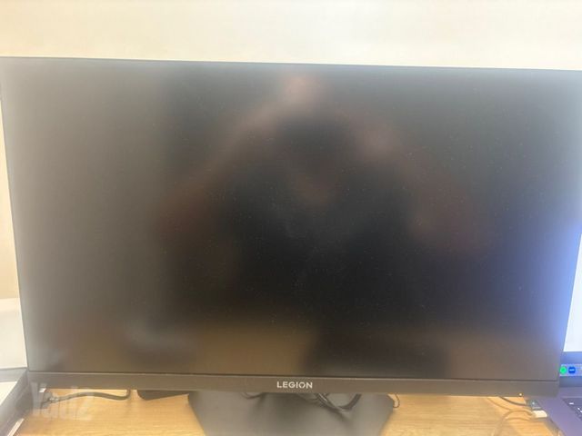 מסך מחשב lenovo legion 27U -10