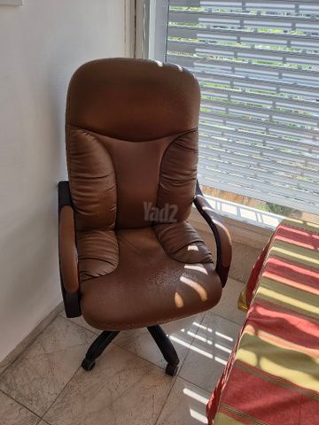 כיסא מנהלים