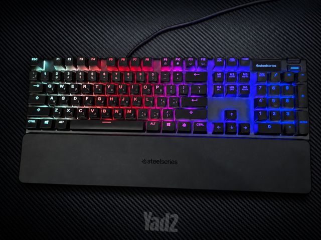 מקלדת SteelSeries Apex 5