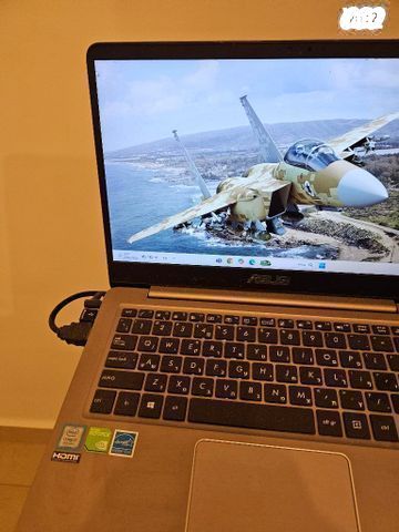 מחשב נייד Asus