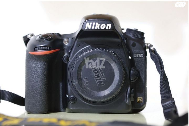 ניקון D750