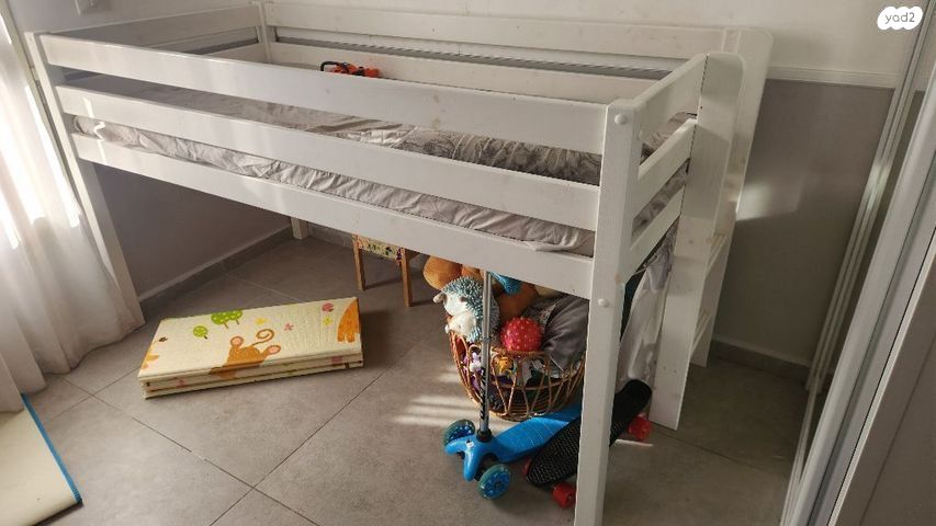 מיטה יחיד