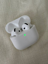 Apple AirPods 4