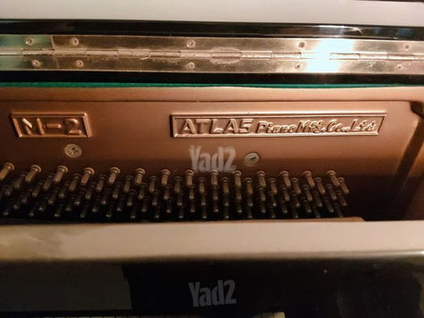 פסנתר Atlas Matsumoto M-2