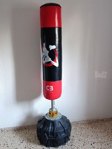 שק אגרוף מים