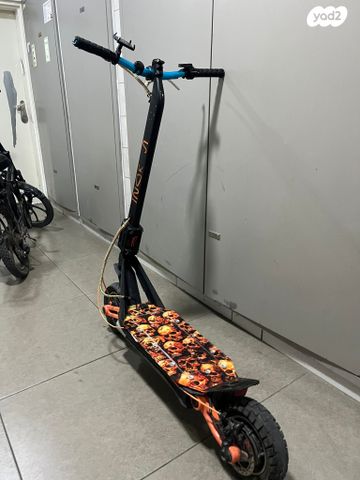 קורקינט חשמלית