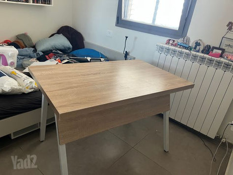 שולחן כתיבה