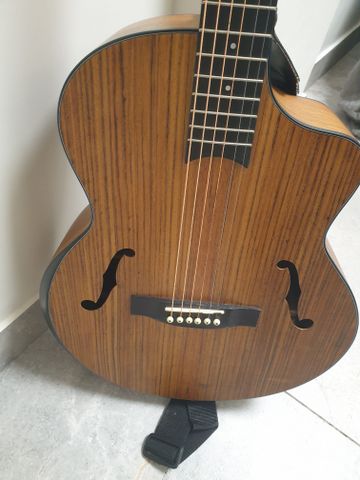 Guitar Accoustic