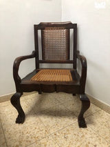 כסא עץ קלאסי