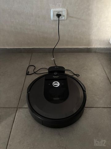 iRobot Roomba i7