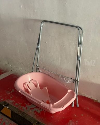 אמבטיה לתינוק