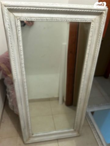 2  מראות מסגרת עץ